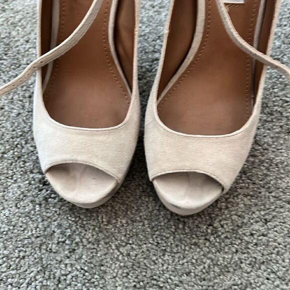 Steve Madden Platform Heels - Picture 3 of 8